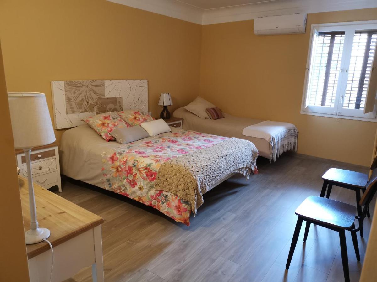 Cal Duran Bed & Breakfast Esparraguera Ngoại thất bức ảnh