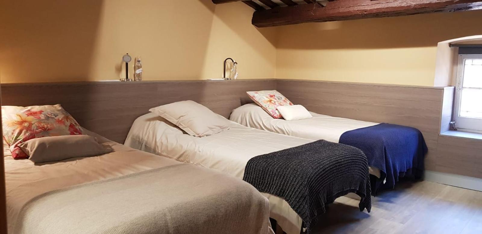 Cal Duran Bed & Breakfast Esparraguera Phòng bức ảnh